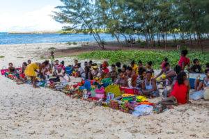 Verkäuferinnen am Sakalava Strand, Oronjia Nationalpark, Antsiranana, Diego Suarez, Madagaskar, Afrika, Indischer Ozean Verkäuferinnen am Sakalava Strand, Oronjia Nationalpark, Antsiranana, Diego Suarez, Madagaskar, Afrika, Indischer Ozean